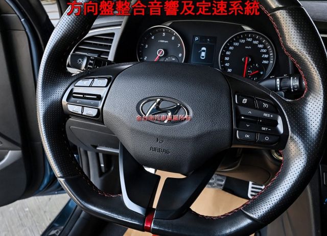 Sport極速型 19年式 電動椅 空力套件 204匹馬力 盲點 倒車顯影 原廠保養 全車原板件 可全貸!  第13張相片