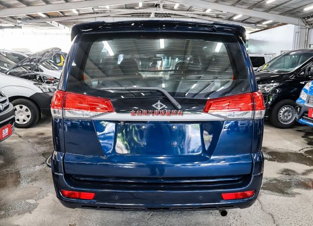中冷 定速 ABS 雙安 倒車顯影 少跑里程保證 全車原板件 附全額發票 可全貸 不用殺價就很便宜!  第3張相片