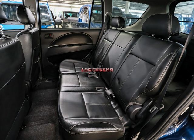 中冷 定速 ABS 雙安 倒車顯影 少跑里程保證 全車原板件 附全額發票 可全貸 不用殺價就很便宜!  第9張相片