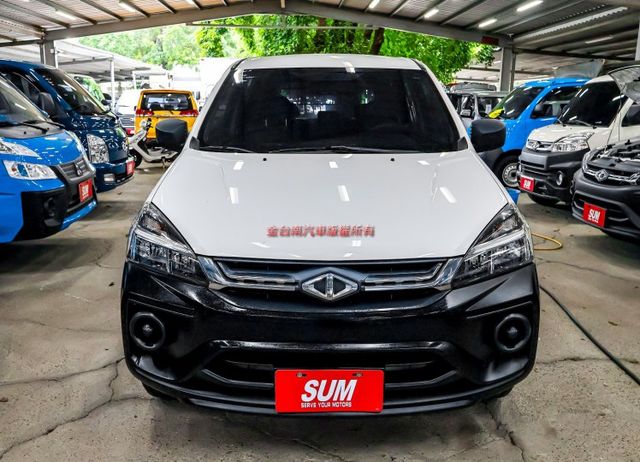 附全額發票 一手 全車原鈑件 ABS TCS 雙安 里程保證 打拼事業好幫手!  第6張相片