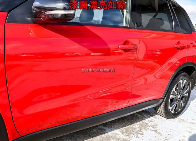 4WD頂級原廠試乘車 24年式24/9領牌 只跑292KM ACC AEB 車道偏離 車載系統 恆溫 全車原板件 可全貸  第6張相片