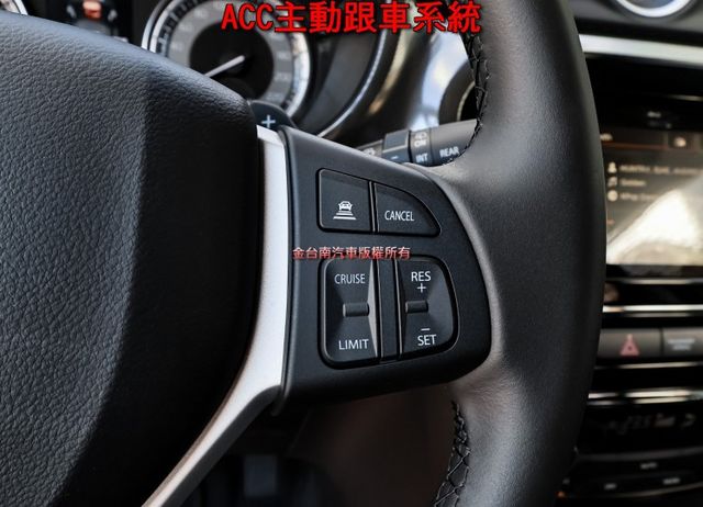 4WD頂級原廠試乘車 24年式24/9領牌 只跑292KM ACC AEB 車道偏離 車載系統 恆溫 全車原板件 可全貸  第13張相片