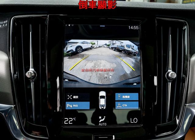 長軸 四輪剛換全新胎 只跑3.7萬 原廠保養 全景天窗 記憶椅 雙電動椅 ACC AEB 車道偏離 車載系統 電動尾門  第15張相片