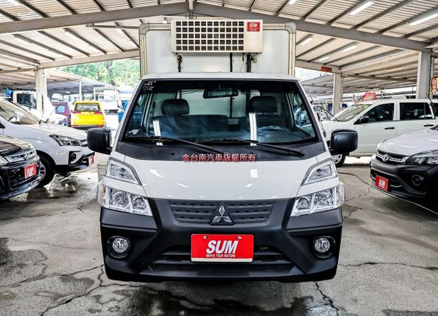 負20度冷凍箱 少跑里程保證 倒車顯影 TCS 電動窗 可全貸 不用殺價就很便宜!  第6張相片