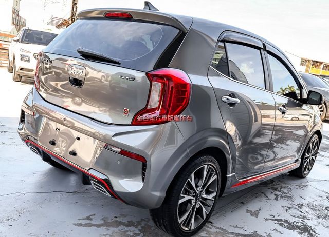 GT-Line 原裝進口 只跑1.8萬 全車原板件 天窗 大包 AEB 車道偏離 盲點 車載系統 恆溫 iKEY 可全貸  第2張相片