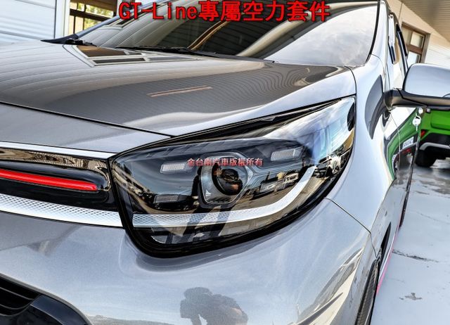 GT-Line 原裝進口 只跑1.8萬 全車原板件 天窗 大包 AEB 車道偏離 盲點 車載系統 恆溫 iKEY 可全貸  第5張相片