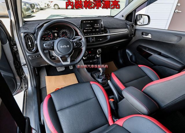 GT-Line 原裝進口 只跑1.8萬 全車原板件 天窗 大包 AEB 車道偏離 盲點 車載系統 恆溫 iKEY 可全貸  第11張相片