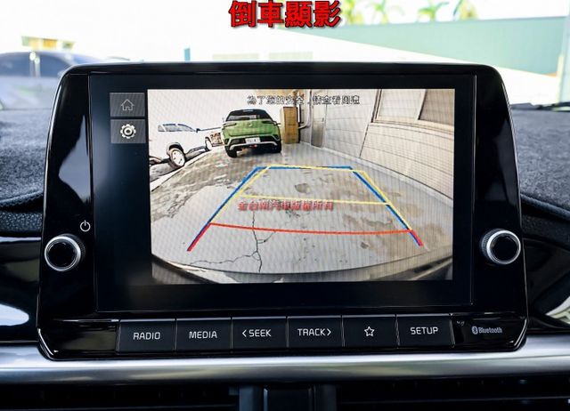 GT-Line 原裝進口 只跑1.8萬 全車原板件 天窗 大包 AEB 車道偏離 盲點 車載系統 恆溫 iKEY 可全貸  第18張相片