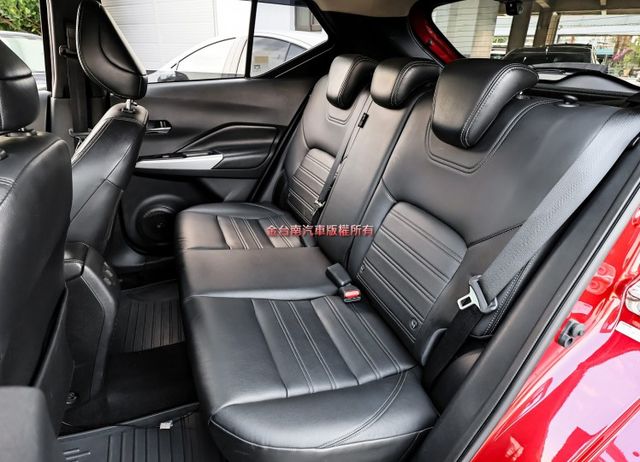 大改版 旗艦版 一手車 只跑2.9萬 全車原板件 ACC AEB 車道偏離 JBL音響 環景 車載系統 可全貸!  第9張相片