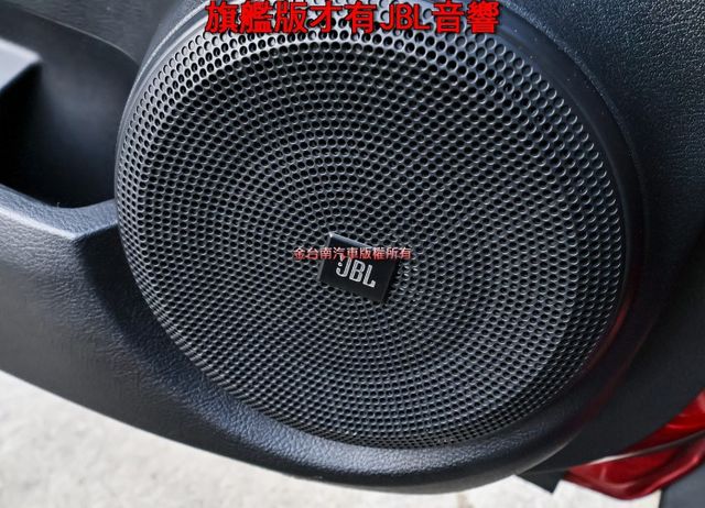 大改版 旗艦版 一手車 只跑2.9萬 全車原板件 ACC AEB 車道偏離 JBL音響 環景 車載系統 可全貸!  第10張相片