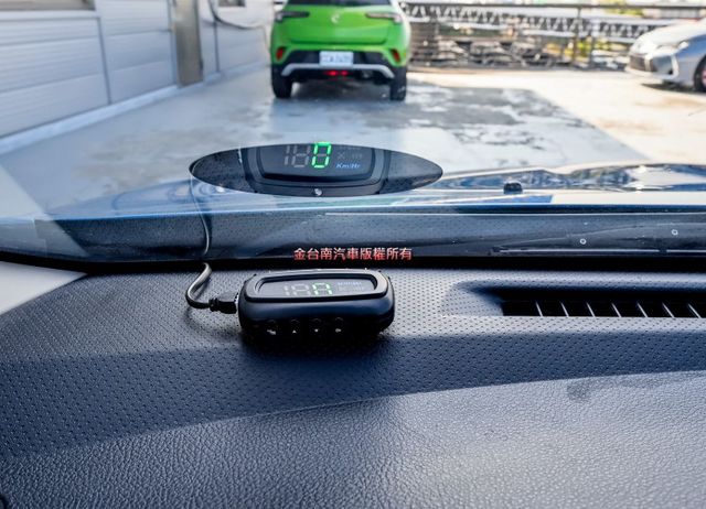 一手車✓少跑✓ABS✓雙安✓倒車顯影✓電動後視鏡✓里程保證✓代步通勤最佳選擇✓可全貸✓  第12張相片