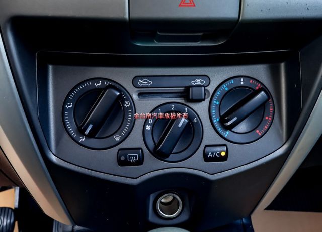 一手車✓少跑✓ABS✓雙安✓倒車顯影✓電動後視鏡✓里程保證✓代步通勤最佳選擇✓可全貸✓  第15張相片