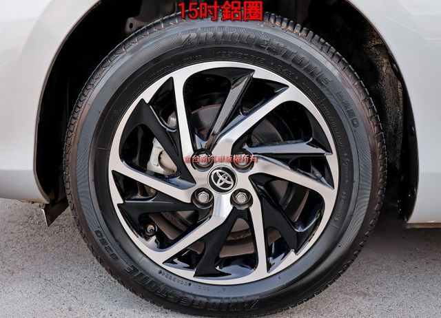 全車九安✓23年式23年領牌✓一手車✓ABS✓TCS✓鋁圈✓藍牙音響✓全車原板件✓可全貸✓不用殺價就很便宜✓  第10張相片