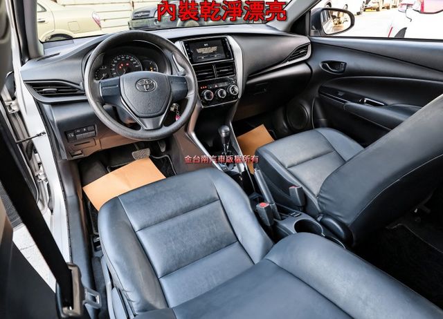 全車九安✓23年式23年領牌✓一手車✓ABS✓TCS✓鋁圈✓藍牙音響✓全車原板件✓可全貸✓不用殺價就很便宜✓  第13張相片