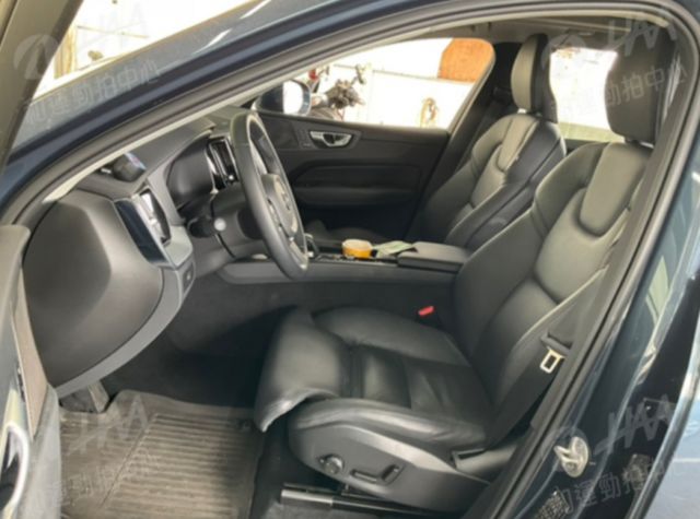 24年式✓23/8月領✓B5✓AWD✓全景天窗✓記憶椅✓雙電動椅✓環景✓盲點✓LV2✓電動尾門✓一手✓原鈑件✓原廠保養✓  第4張相片