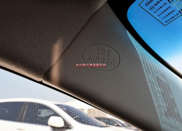 油電✓22/8出廠✓只跑5.6萬✓原鈑件✓ACC✓AEB✓車道維持✓iKEY✓盲點✓里程保證✓可全貸✓  第19張相片