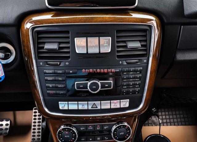G350D✓一手總代理✓全車原板件✓全程原廠保養✓無煙車✓雙記憶椅✓倒車顯影✓NAVI✓雙區恆溫✓可全貸✓  第16張相片