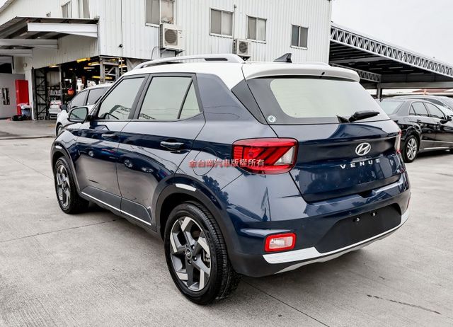 GLB版✓選配盲點及環景✓一手車✓只跑2.1萬✓原鈑件✓車道維持✓AEB✓定速✓iKEY✓原廠影音✓衛星導航✓  第2張相片