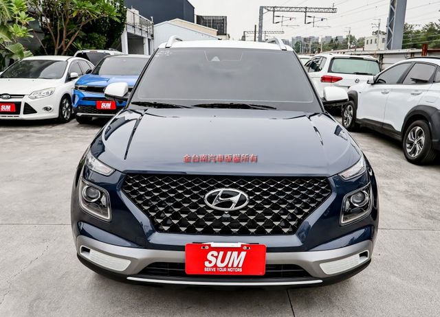 GLB版✓選配盲點及環景✓一手車✓只跑2.1萬✓原鈑件✓車道維持✓AEB✓定速✓iKEY✓原廠影音✓衛星導航✓  第4張相片