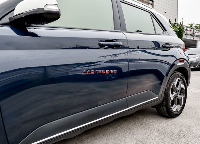 GLB版✓選配盲點及環景✓一手車✓只跑2.1萬✓原鈑件✓車道維持✓AEB✓定速✓iKEY✓原廠影音✓衛星導航✓  第6張相片