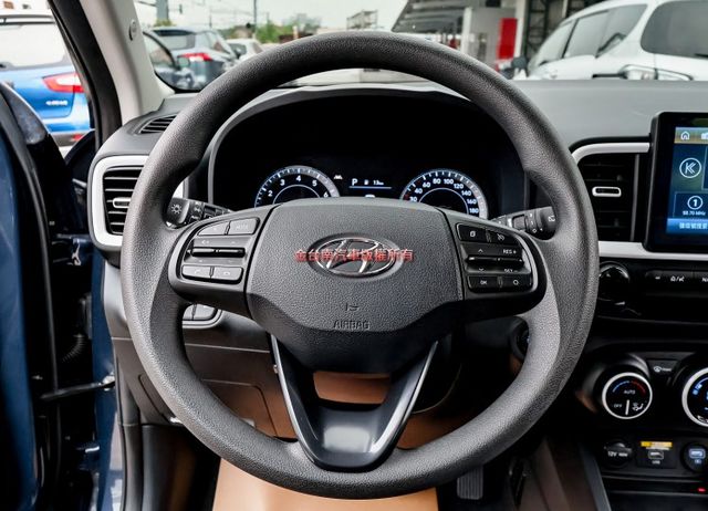 GLB版✓選配盲點及環景✓一手車✓只跑2.1萬✓原鈑件✓車道維持✓AEB✓定速✓iKEY✓原廠影音✓衛星導航✓  第10張相片