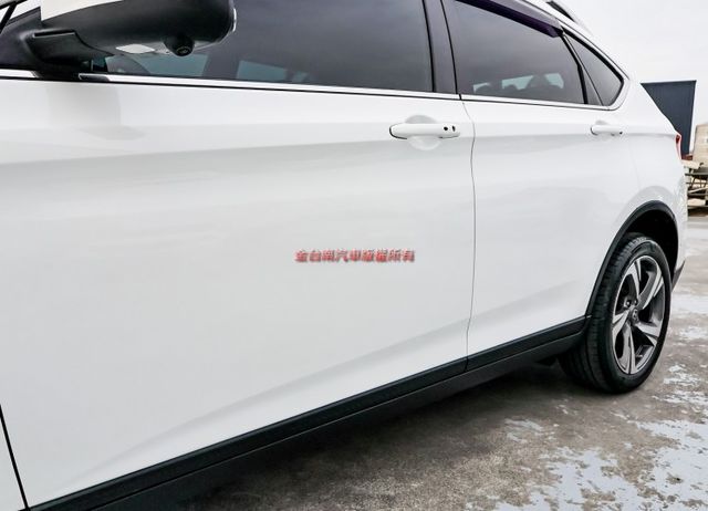 GT藍調環景版✓一手車✓只跑1.4萬✓原鈑件✓電動尾門✓定速✓恆溫✓環景✓衛星導航✓自動停車✓原廠保養!  第6張相片