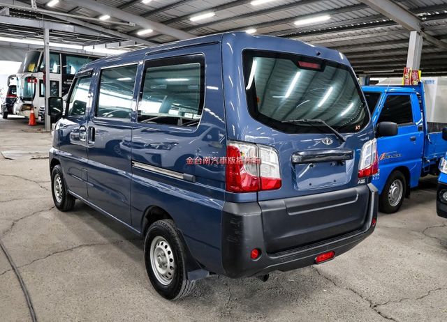 附全額發票✓自排✓五人座✓客貨兩用✓只跑5.9✓萬全車原板件✓原廠保養✓ABS✓TCS✓雙安✓後座出風口✓可全貸✓  第2張相片