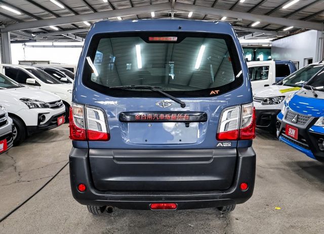 附全額發票✓自排✓五人座✓客貨兩用✓只跑5.9✓萬全車原板件✓原廠保養✓ABS✓TCS✓雙安✓後座出風口✓可全貸✓  第3張相片