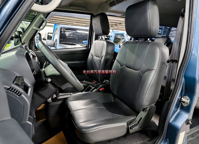 附全額發票✓自排✓五人座✓客貨兩用✓只跑5.9✓萬全車原板件✓原廠保養✓ABS✓TCS✓雙安✓後座出風口✓可全貸✓  第7張相片