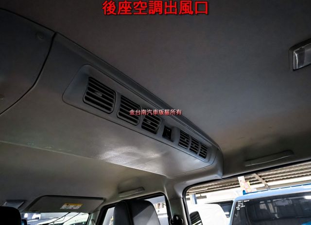 附全額發票✓自排✓五人座✓客貨兩用✓只跑5.9✓萬全車原板件✓原廠保養✓ABS✓TCS✓雙安✓後座出風口✓可全貸✓  第9張相片