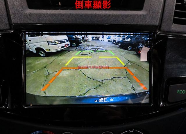 旗艦版才有輪弧✓11月領牌✓一手只跑2.3萬✓全車原板件✓17吋鋁圈✓盲點✓原廠NAVI✓倒車顯影✓可全貸✓附全額發票✓  第18張相片