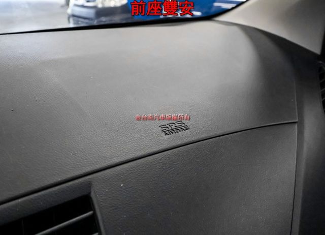 旗艦版才有輪弧✓11月領牌✓一手只跑2.3萬✓全車原板件✓17吋鋁圈✓盲點✓原廠NAVI✓倒車顯影✓可全貸✓附全額發票✓  第19張相片