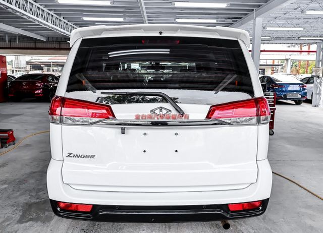 11月領牌✓一手只跑1.5萬✓原廠保養✓全車原板件✓定速✓中冷✓TCS✓雙安✓附全額發票✓可全貸✓不用殺價就很便宜✓  第3張相片