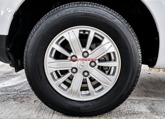 11月領牌✓一手只跑1.5萬✓原廠保養✓全車原板件✓定速✓中冷✓TCS✓雙安✓附全額發票✓可全貸✓不用殺價就很便宜✓  第10張相片