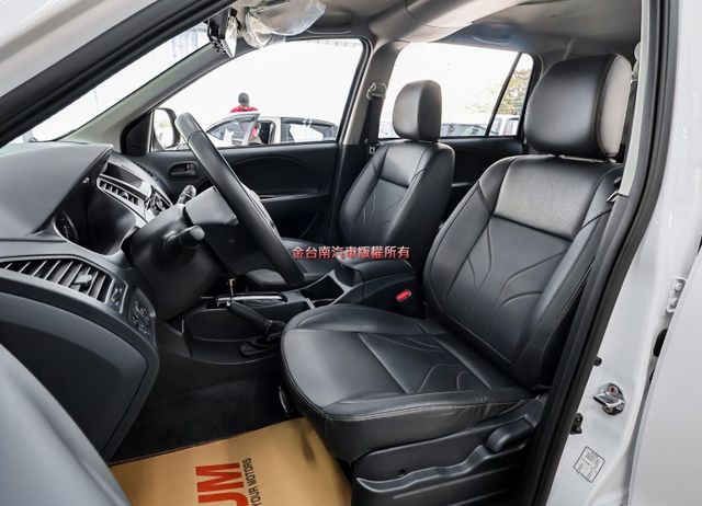 11月領牌✓一手只跑1.5萬✓原廠保養✓全車原板件✓定速✓中冷✓TCS✓雙安✓附全額發票✓可全貸✓不用殺價就很便宜✓  第11張相片