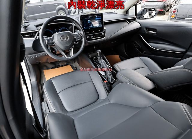 油電尊爵版✓一手車✓全車原板件✓原廠保固至2028✓LV2✓安卓影音✓LED光條尾燈✓真皮方向盤✓可全貸✓  第9張相片