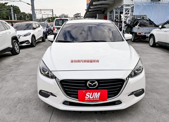 輪胎剛換新✓日本原裝進口✓17年式✓16/12出廠✓只跑9.6萬✓定速✓衛星導航✓iKEY✓恆溫✓循跡防滑✓  第5張相片