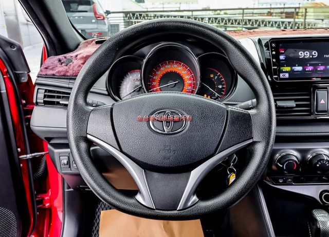 經典版✓只跑5.8萬✓影音✓衛星導航✓倒車顯影✓ABS✓雙安✓HUD✓電動後視鏡✓里程保證✓可全貸✓  第15張相片