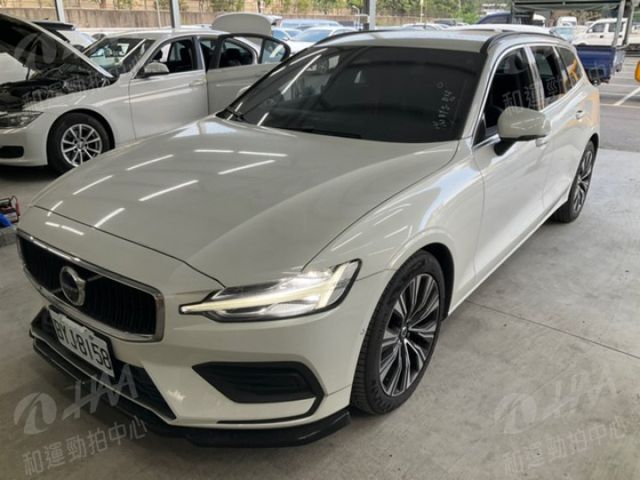 一手只跑1.4萬✓里程保證✓原廠保養✓全車原板件✓根本新車✓雙記憶椅✓LV2✓環景✓車載系統✓電動尾門✓可全貸✓  第1張相片