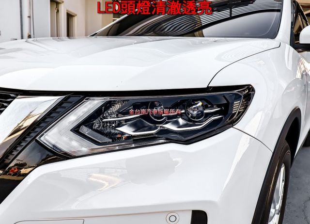 一手車✓只跑5.9萬✓原廠保養✓全車原板件✓ACC✓AEB✓車道偏離✓環景✓車載系統✓全車六安✓可全貸✓  第5張相片