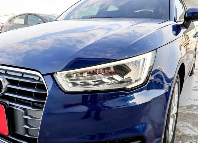 1.0 省油省稅金✓渦輪✓只跑6.3萬✓全車原鈑件✓大螢幕影音✓衛星導航✓倒車顯影✓ABS✓TCS✓里程保證 可全貸!  第6張相片