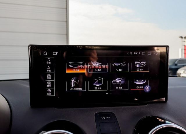 1.0 省油省稅金✓渦輪✓只跑6.3萬✓全車原鈑件✓大螢幕影音✓衛星導航✓倒車顯影✓ABS✓TCS✓里程保證 可全貸!  第16張相片