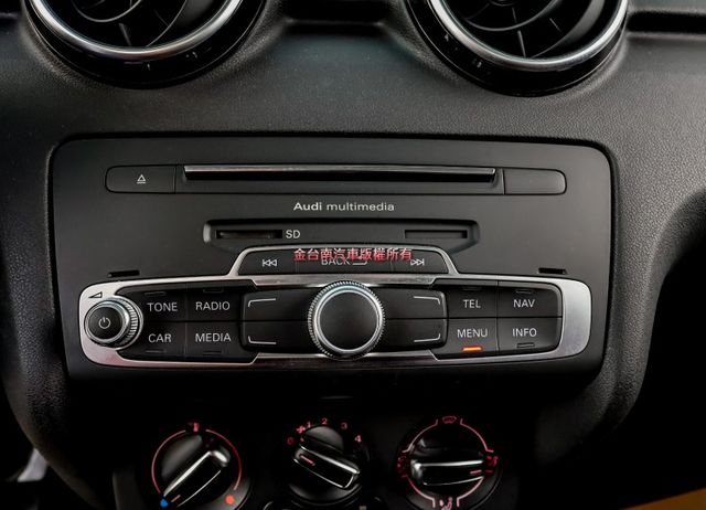 1.0 省油省稅金✓渦輪✓只跑6.3萬✓全車原鈑件✓大螢幕影音✓衛星導航✓倒車顯影✓ABS✓TCS✓里程保證 可全貸!  第19張相片