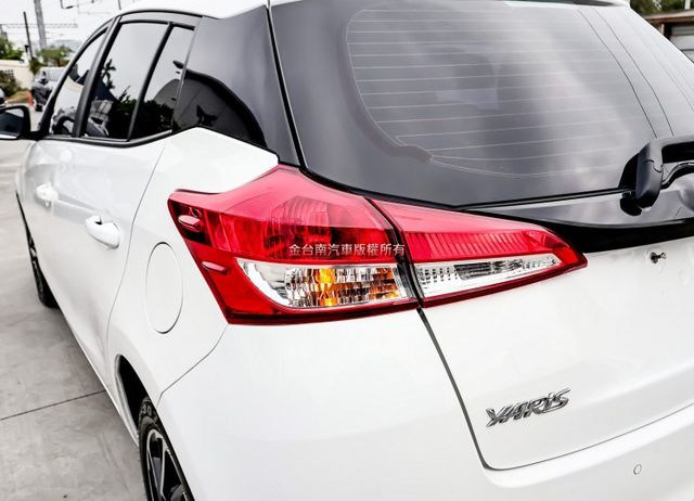 經典版✓只跑9千✓ABS✓循跡防滑✓九安✓電子後視鏡✓里程保證✓原廠保固中✓  第7張相片