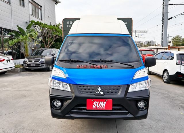 附全額發票✓伸縮貨篷✓一手車✓只跑5.3萬✓循跡防滑✓ABS✓倒車顯影✓原廠保養✓里程保證✓打拼事業好幫手✓  第6張相片