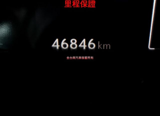 450h 市場唯一✓F-Sport✓12月領牌✓一手跑4.6萬✓原鈑件✓記憶椅✓✓天窗✓車載系統✓LV2✓環景✓  第13張相片