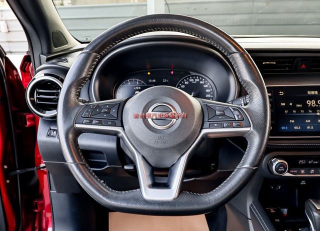 小改款✓旗艦版✓一手車✓只跑1.8萬✓原鈑件✓ACC✓AEB✓車道偏離✓盲點✓恆溫✓iKEY✓原廠保養✓  第13張相片