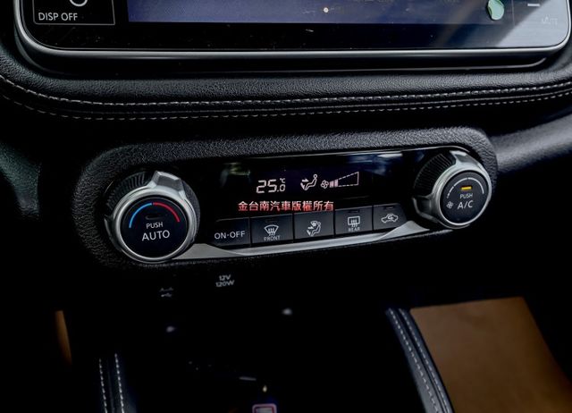 智行旗艦版✓一手車✓只跑5.1萬✓AEB✓盲點✓環景✓iKEY✓恆溫✓LED頭燈✓車頂行李架✓里程保證✓可全貸!  第19張相片