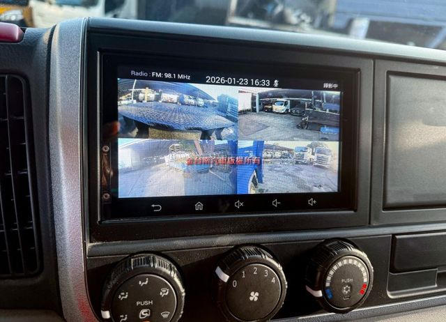 硬式油壓升降車棚✓內高270cm✓最低183cm✓11.5呎✓雙芯尾門✓只跑3萬✓原鈑件✓附全額發票!  第14張相片