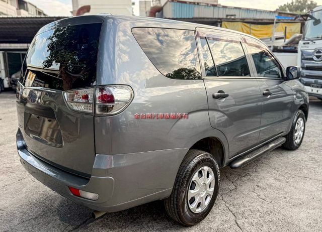 稀有手排車✓車況超好✓定時保養✓冷氣超冷✓四輪更換✓音響主機✓附全額發票✓  第4張相片